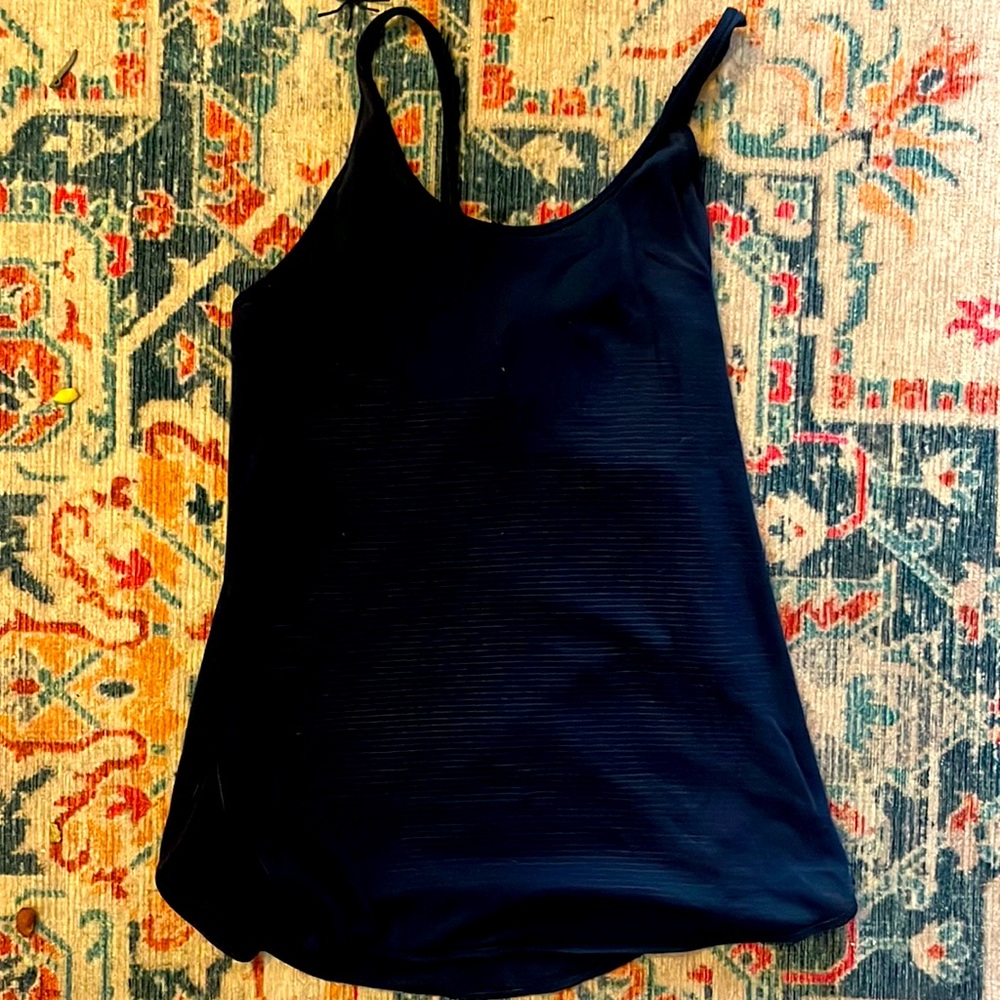 Lululemon tank